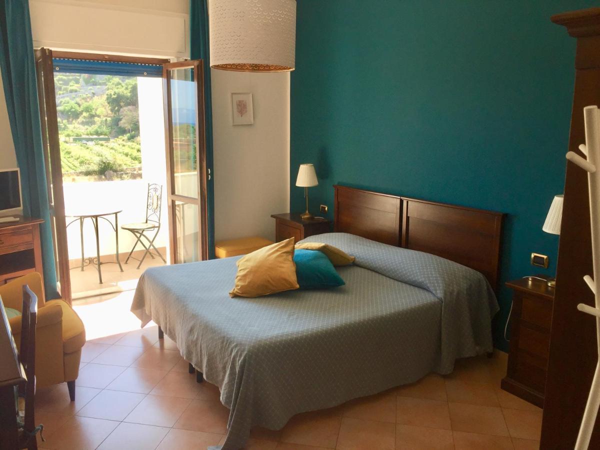 Pineta Mare Apartamento Tropea Exterior foto